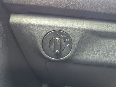 Used 2020 Volkswagen Jetta S w/ Driver Assistance Package image 20