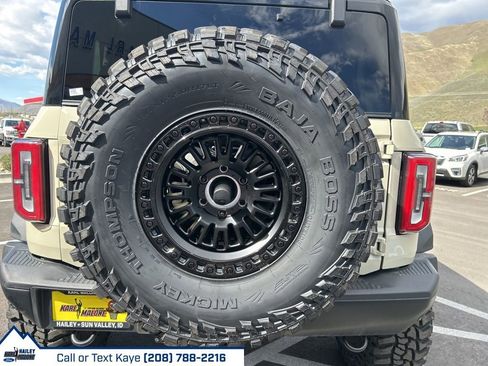 New 2025 Ford Bronco Badlands w/ Sasquatch Package AWD/4WD image 47