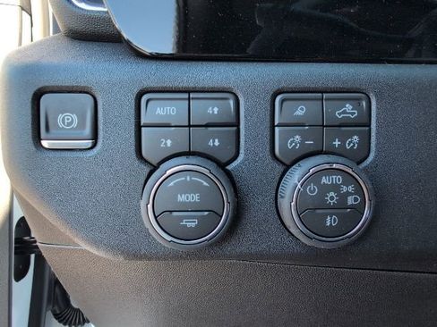 New 2026 Chevrolet Silverado 3500 LT w/ Texas Edition image 16