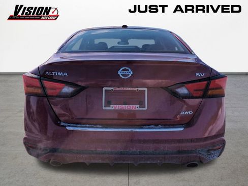 Certified 2022 Nissan Altima 2.5 SV w/ SV Premium Package image 6