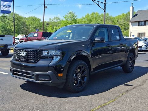 New 2026 Ford Maverick XLT w/ Black Appearance Package AWD/4WD image 2