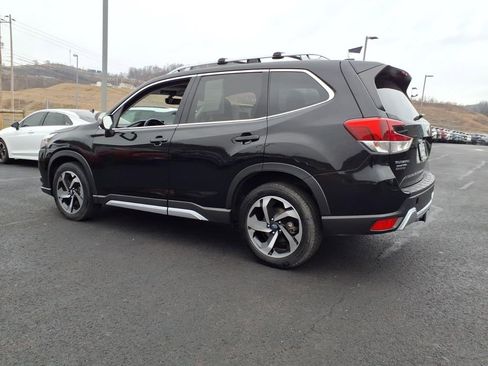 Used 2024 Subaru Forester Touring w/ Convenience Package image 6