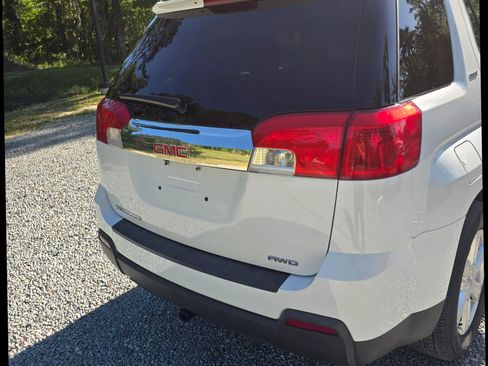 Used 2015 GMC Terrain SLT w/ Open Road Package image 10