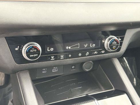 Used 2022 Mitsubishi Outlander SE AWD/4WD image 30