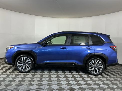 New 2025 Subaru Forester Touring image 4