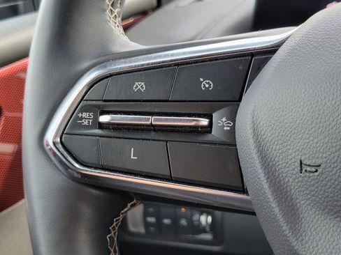 Used 2024 Chevrolet Traverse Z71 w/ LPO, Floor Liner Package AWD/4WD image 15