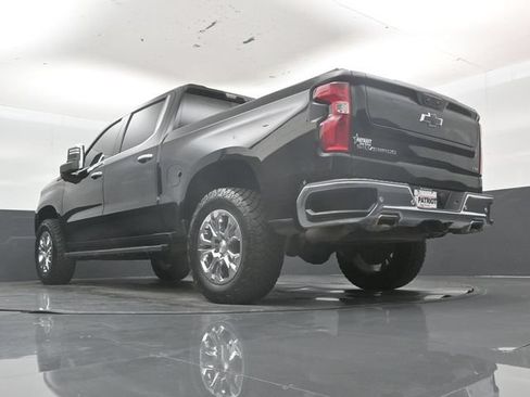 Used 2023 Chevrolet Silverado 1500 LTZ w/ LTZ Premium Package AWD/4WD image 49