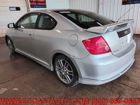 Used 2005 Scion tC image 3