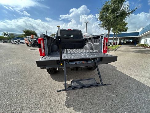 New 2026 Ford F250 Lariat w/ Black Appearance Package AWD/4WD image 34
