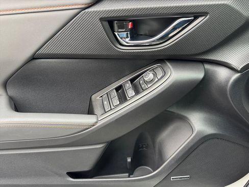 Used 2024 Subaru Crosstrek 2.5i Limited image 15