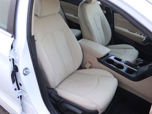 Used 2017 Hyundai Sonata Sport w/ Cargo Package FWD image 17
