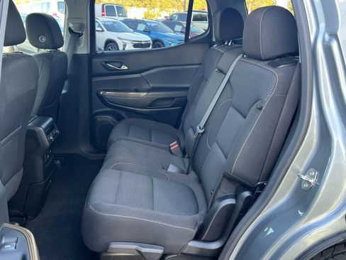 Used 2023 GMC Acadia SLE w/ Driver Convenience Package image 25