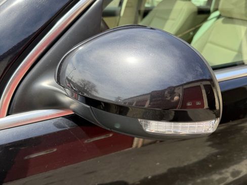 Used 2015 Volkswagen Tiguan SEL image 20