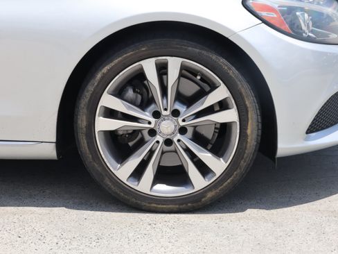 Used 2016 Mercedes-Benz C 300 4MATIC Sedan image 11