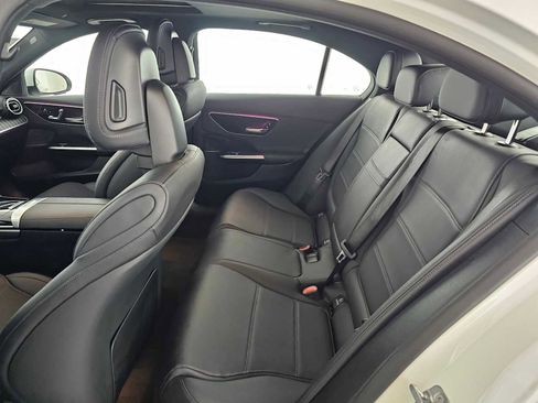 Used 2025 Mercedes-Benz C 300 Sedan image 16