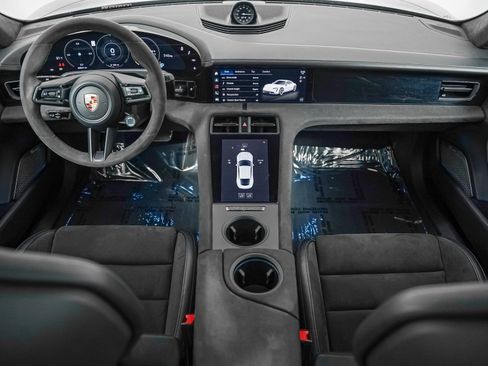 Certified 2023 Porsche Taycan GTS w/ Premium Package (P6U) AWD/4WD image 14