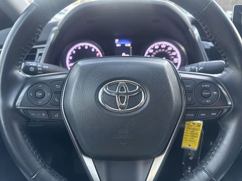 Used 2024 Toyota Camry SE image 7