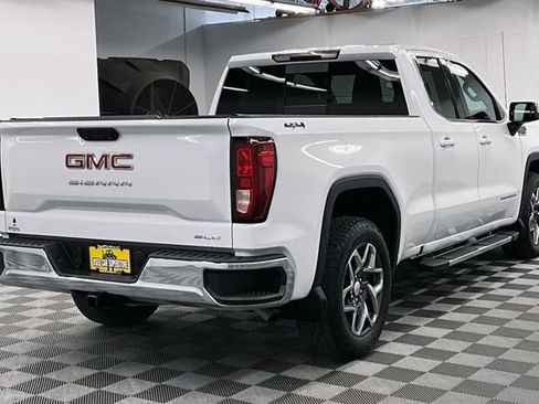 Used 2023 GMC Sierra 1500 SLE w/ Preferred Package AWD/4WD image 13