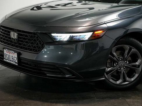 Used 2023 Honda Accord EX image 10