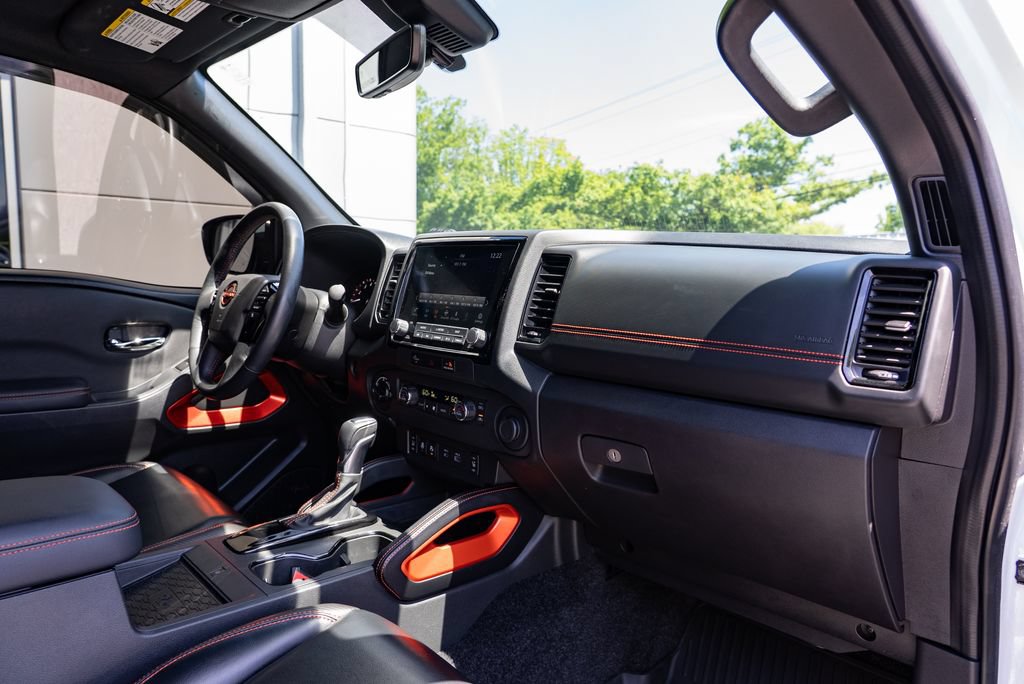 Used 2023 Nissan Frontier PRO-4X w/ Pro-4X Premium Package AWD/4WD image 31