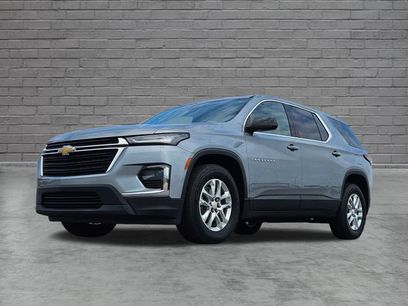 Used 2023 Chevrolet Traverse LS