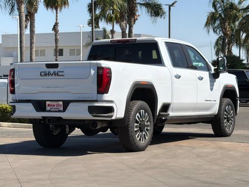 New 2026 GMC Sierra 2500 Denali Ultimate AWD/4WD image 4