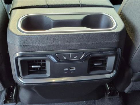 Used 2022 GMC Sierra 1500 Denali RWD image 17