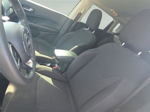 Used 2021 Jeep Compass Sport image 15