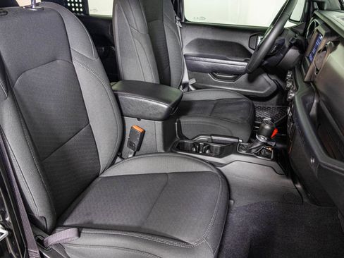 Used 2022 Jeep Wrangler Unlimited Sport AWD/4WD image 44