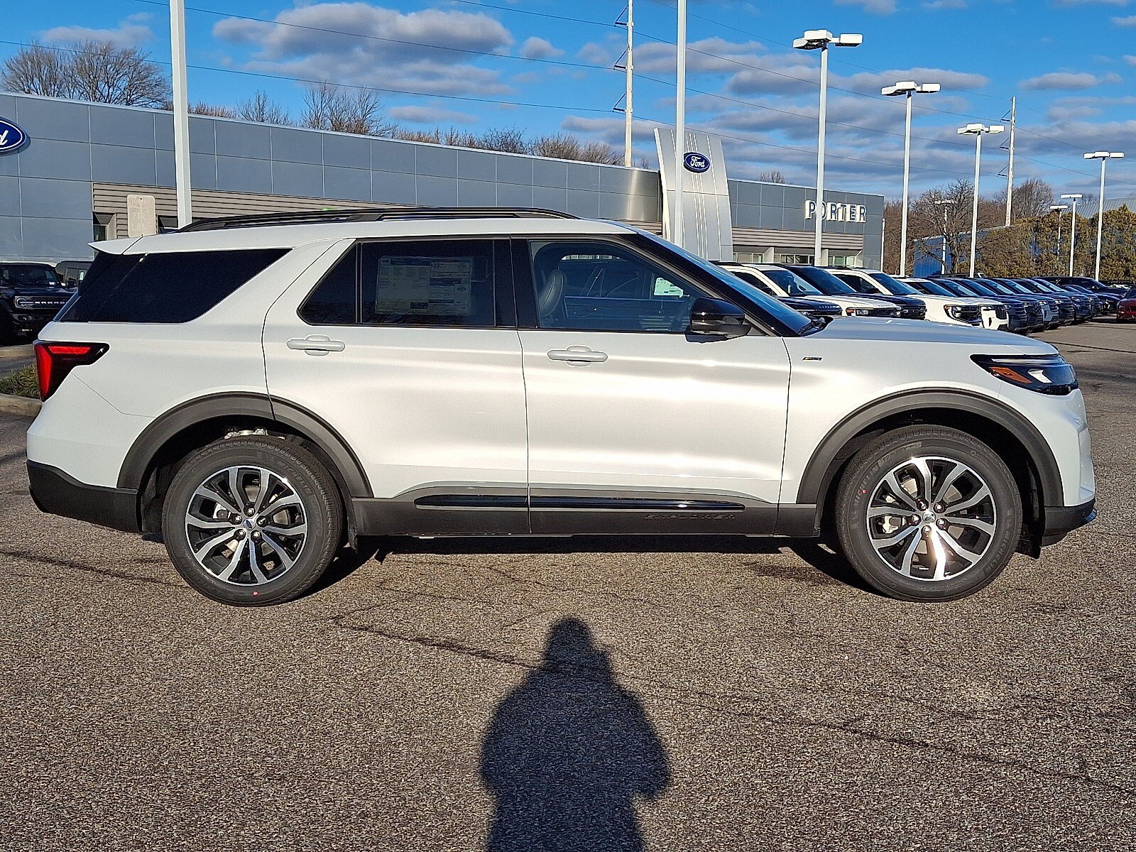 New 2026 Ford Explorer ST-Line AWD/4WD image 8