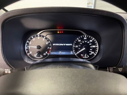 Used 2024 Nissan Frontier SV AWD/4WD image 26
