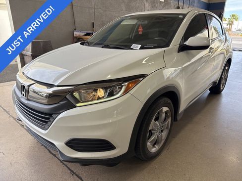 Used 2021 Honda HR-V LX image 1