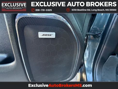 Used 2017 GMC Sierra 1500 SLT w/ SLT Premium Package image 32