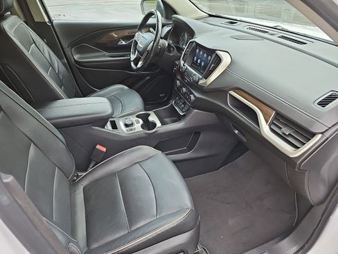 Used 2020 GMC Terrain Denali w/ Denali Premium Package AWD/4WD image 11
