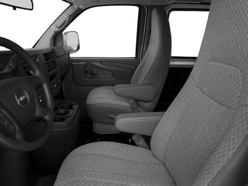 Used 2015 GMC Savana 2500 RWD image 9