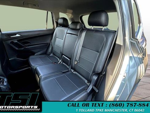 Used 2020 Volkswagen Tiguan SE image 26