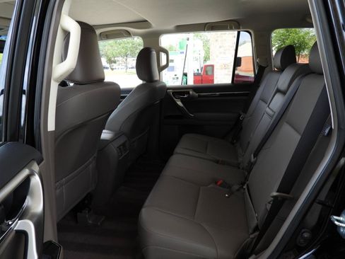 Used 2017 Lexus GX 460 w/ Navigation Package AWD/4WD image 44
