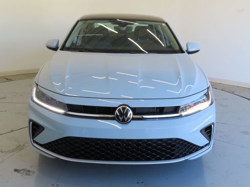 New 2026 Volkswagen Jetta SE FWD image 10