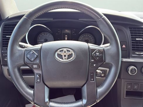 Used 2021 Toyota Sequoia Limited w/ Safety & Convenience Package AWD/4WD image 14