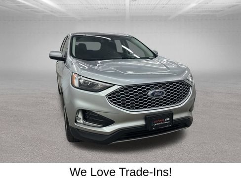 Used 2023 Ford Edge SEL w/ Convenience Package AWD/4WD image 3