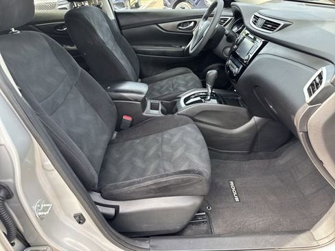 Used 2014 Nissan Rogue SV w/ SV Premium Package AWD/4WD image 13