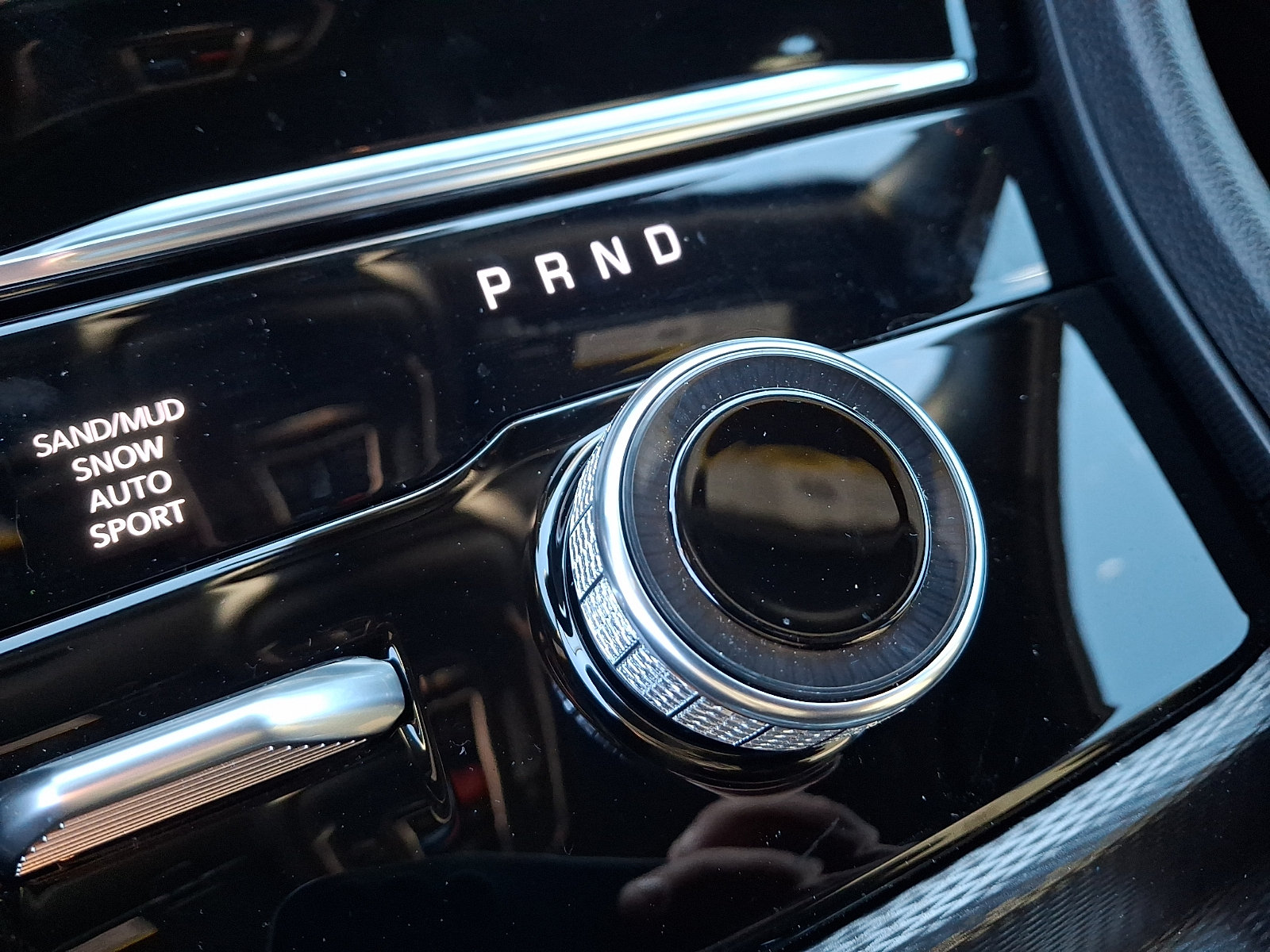 New 2026 Jeep Grand Cherokee Altitude AWD/4WD image 11