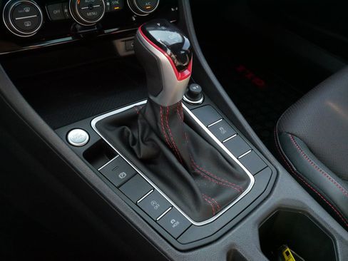 Certified 2023 Volkswagen Jetta GLI Autobahn w/ GLI Black Package FWD image 24