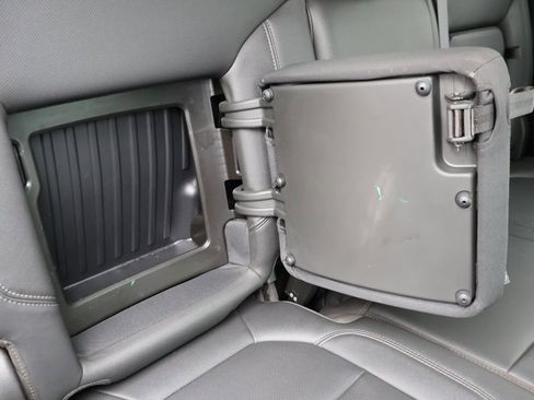 Used 2021 Chevrolet Silverado 1500 LTZ image 17