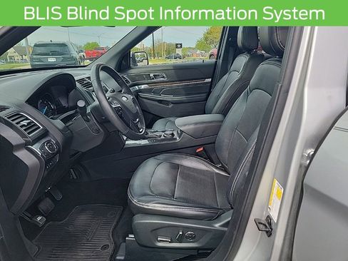 Used 2018 Ford Explorer Limited w/ Equipment Group 301A AWD/4WD image 27