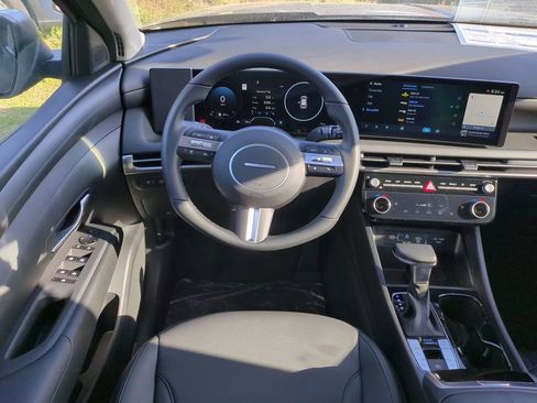 New 2026 Hyundai Tucson SEL image 18