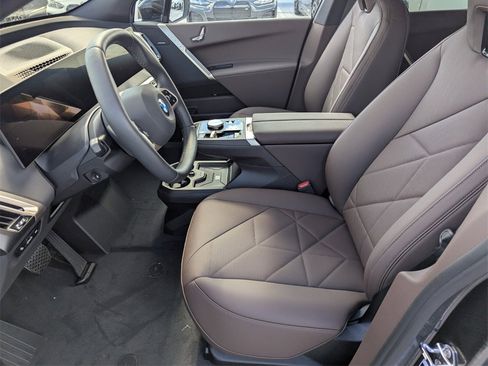 New 2026 BMW iX xDrive60 image 8