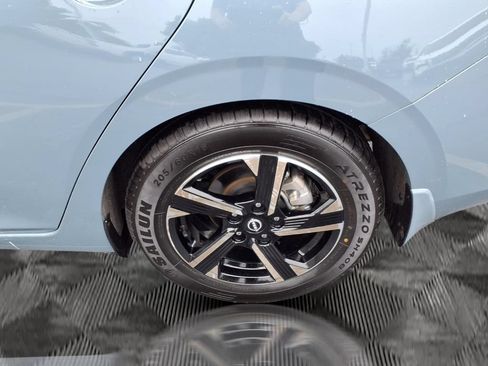 Used 2025 Nissan Sentra SV w/ All-Weather Package FWD image 24