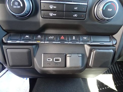 Certified 2022 Chevrolet Silverado 1500 Custom RWD image 13