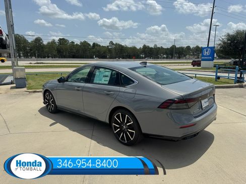 New 2026 Honda Accord Hybrid Touring image 4